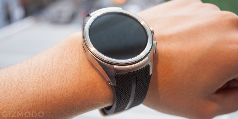 Illustration for article titled The LG Watch Urbane 2 Is Android Wear's First LTE Smartwatch, And It's Big As Hell